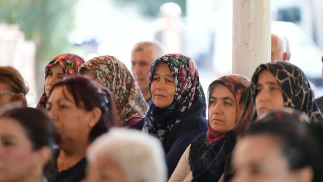 Konyaaltı’nda Kadın Çiftçiler Günü Coşkusu: Kırsalda Umut Buluşması! 5